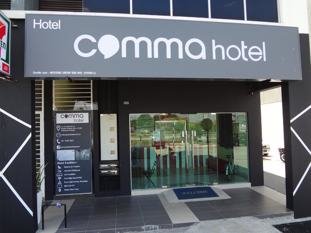 Camera Standard Comma Hotel