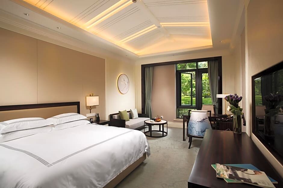 Standard Double room with garden view Zhejiang Xizi Hotel