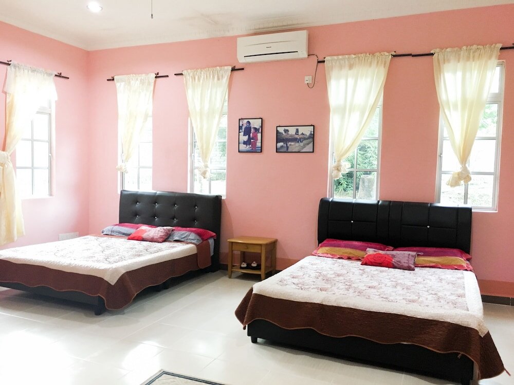 3 Bedrooms Villa Kapal Terbang Guest House Langkawi