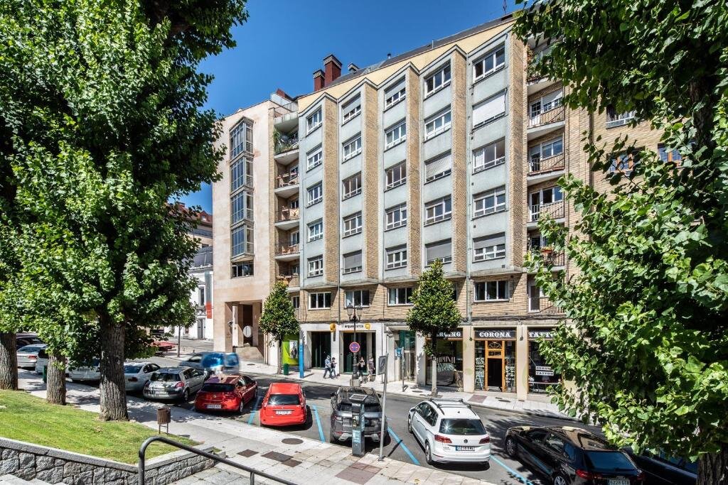 Apartamento De lujo 4 estaciones - Tu hogar en el corazón de Oviedo