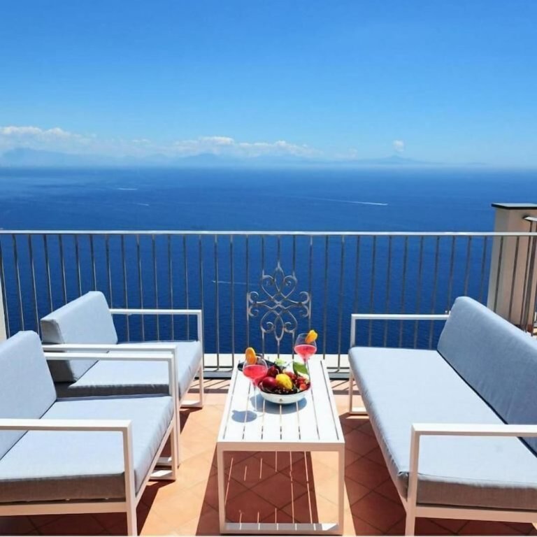 Suite Amalfi Blu Retreat
