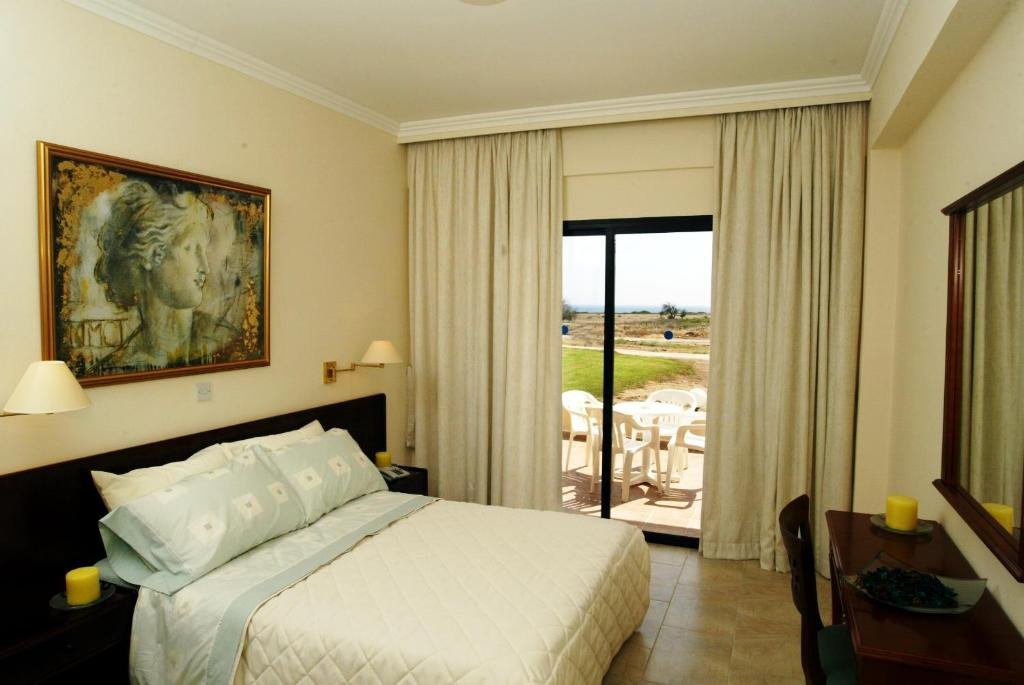 Семейные апартаменты c 1 комнатой Panareti Coral Bay Resort