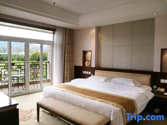 Deluxe Suite Pingliang Guangcheng Hotel