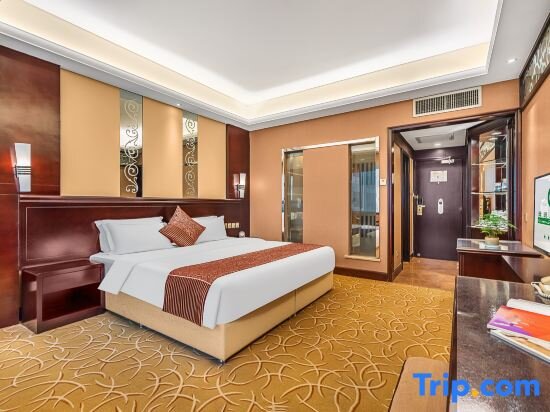 Двухместный номер Business Kunming Green Land Hotel