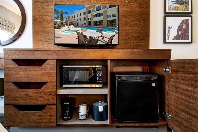 Номер Standard Hampton Inn & Suites by Hilton Hemet Menifee Murrieta