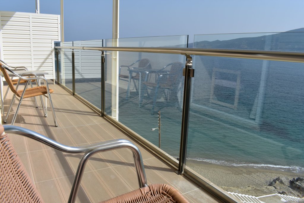 Трёхместный номер Superior с видом на море New Aegli Resort Hotel