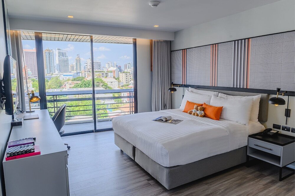 Deluxe Zimmer 3 Zimmer mit Balkon Oakwood Residence Sukhumvit Thonglor Bangkok