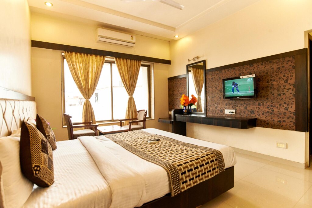 Номер Deluxe Hotel Ganpati Palace by WB Economy
