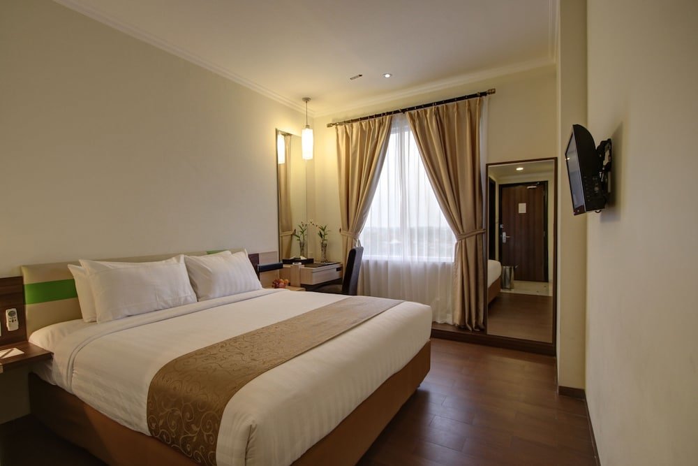 Двухместный номер Deluxe c 1 комнатой Hotel Dafam Pekalongan