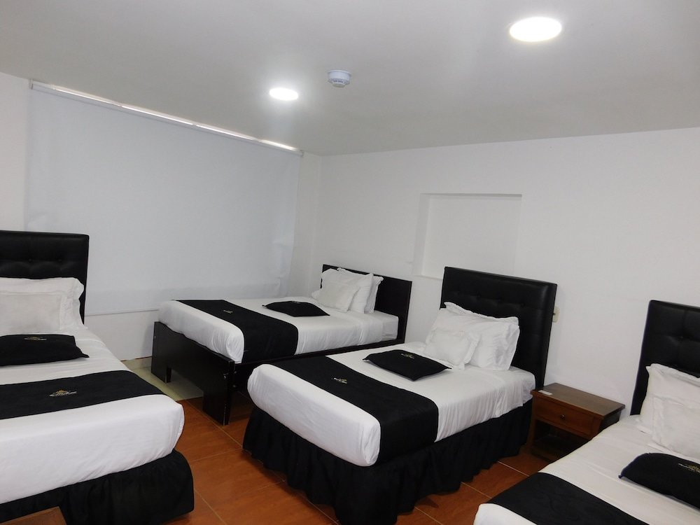 Standard Vierer Zimmer Hotel Real MX Bogota