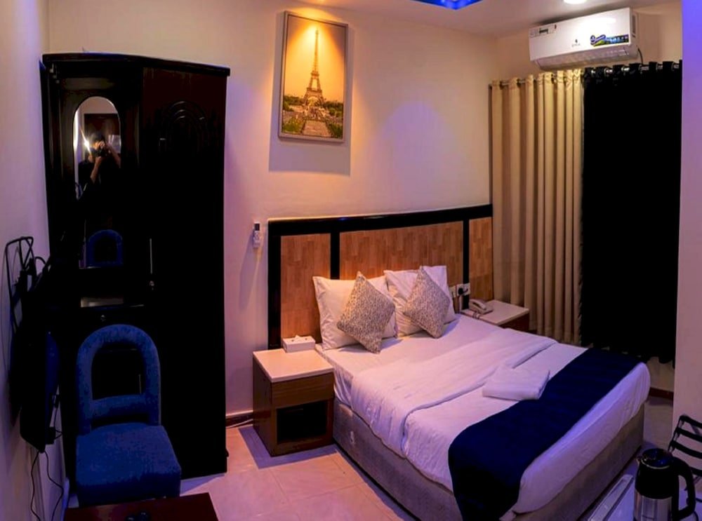 Standard Zimmer OYO 1118 Sharjah Plaza Hotel