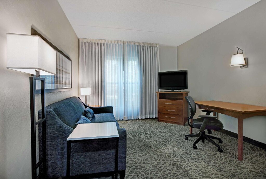 Двухместный люкс c 1 комнатой Homewood Suites by Hilton Chicago-Lincolnshire