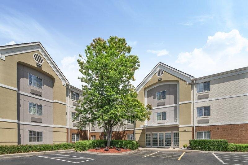Suite individual Candlewood Suites Huntersville, an IHG Hotel