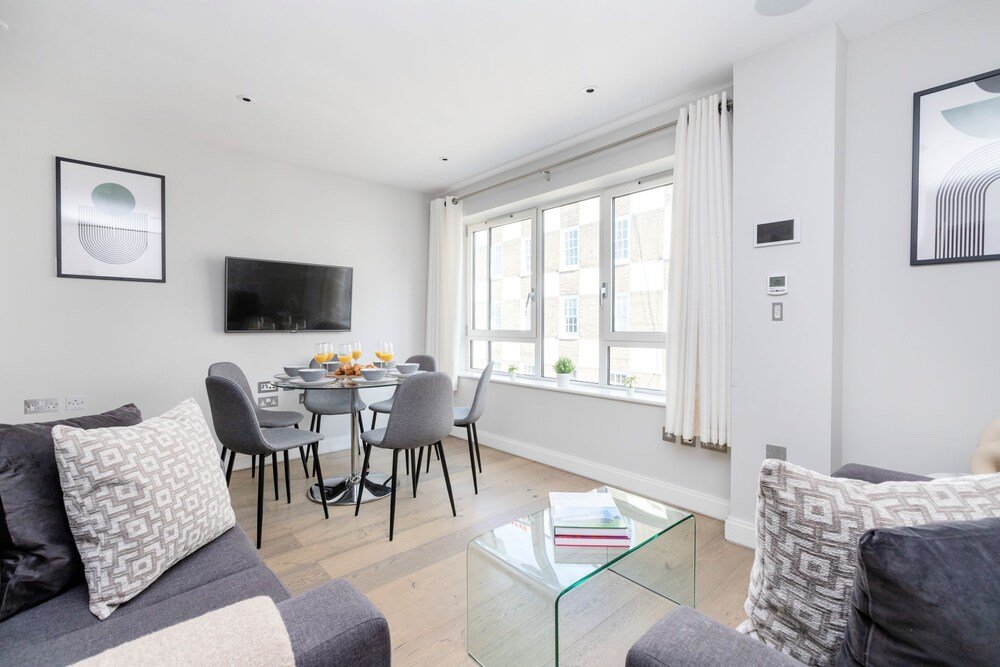 Apartment Modern 3BR in London's Westminster
