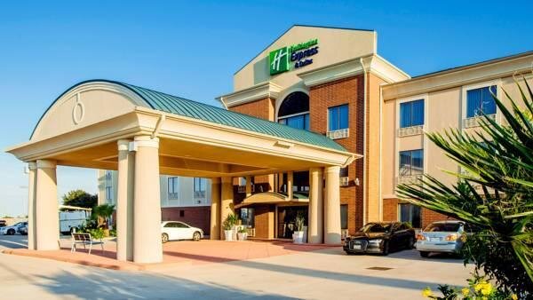 Deluxe double suite Holiday Inn Express Hotel & Suites Waller, an IHG Hotel