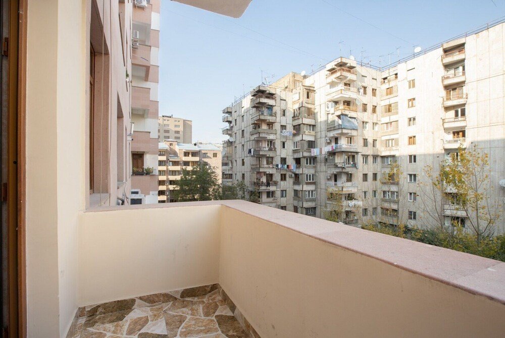 Appartamento con balcone Stay Inn on Yekmalyan St