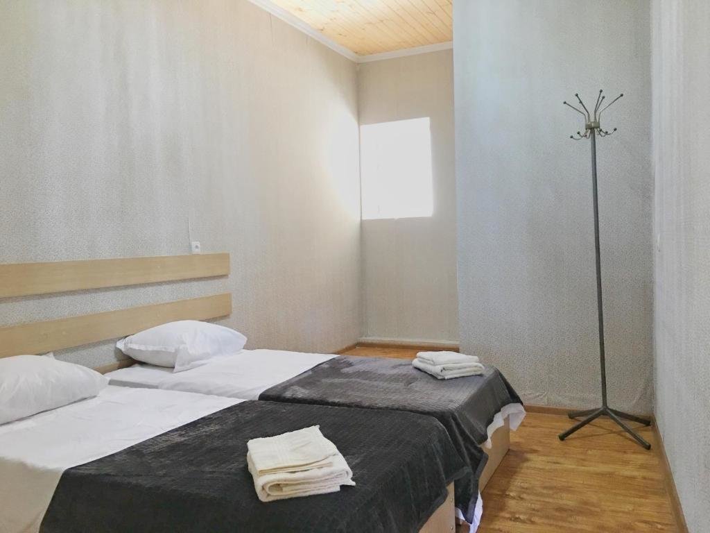 Deluxe double chambre Vue jardin Teo Guesthouse and Camping in Mestia