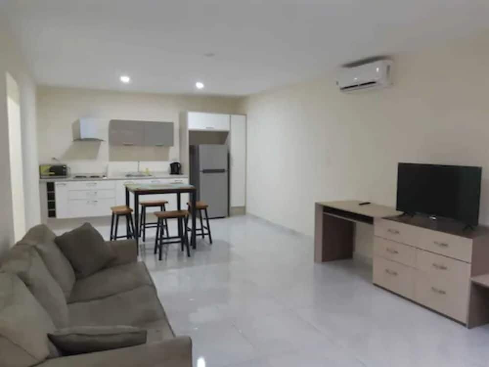 Апартаменты Comfort Aruba Airport Zega Apartments