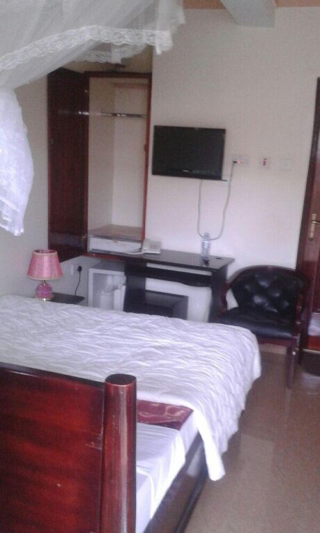 Standard room United Motel Entebbe