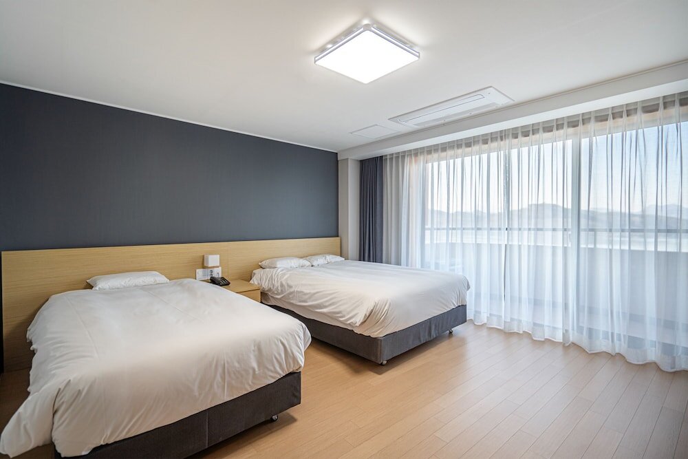 Superior Zimmer Cheongpung Resort Lake Hotel