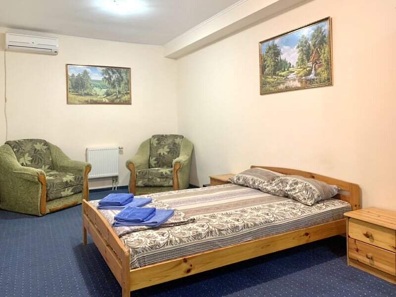 Cama en dormitorio compartido Gaspra. Solnechny Briz Guest house