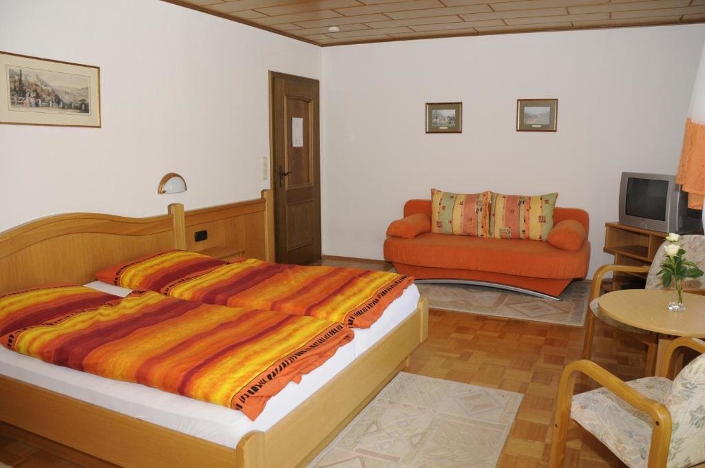 Standard Doppel Zimmer mit Balkon Landgasthof Germania