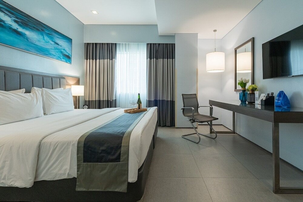 Deluxe room Bayfront Hotel Cebu North Reclamation