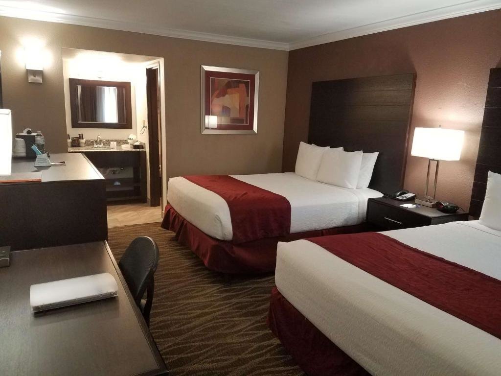 Двухместный номер Standard Best Western InnSuites Tucson Foothills Hotel & Suites