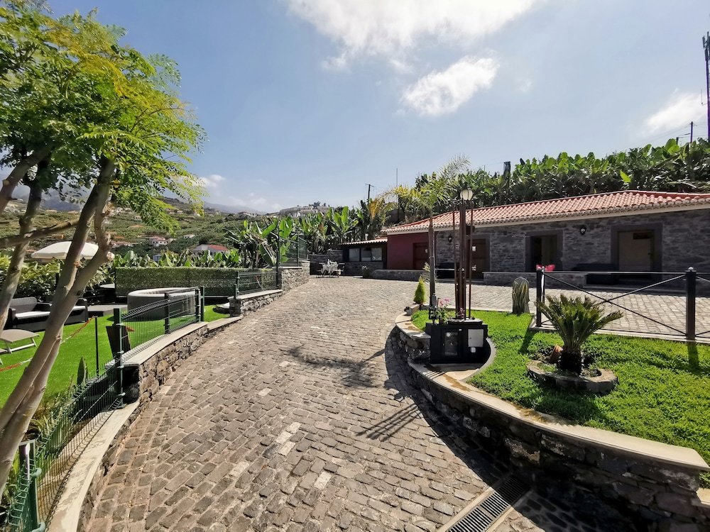 Cabaña Villa Nova Madeira no Funchal Casa A e B