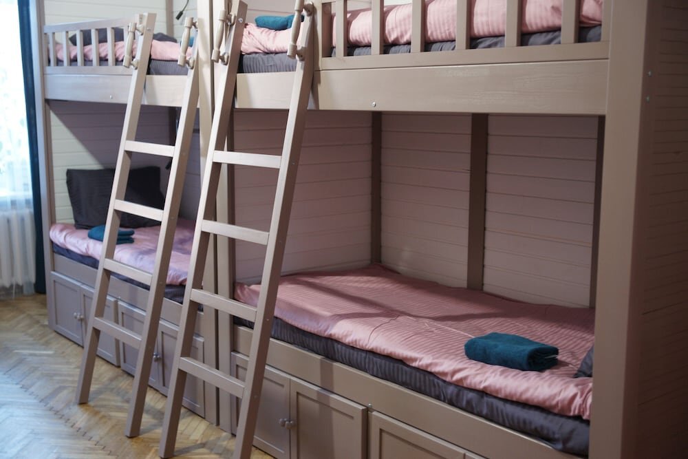 Cama en dormitorio compartido Malevich Lodging Houses