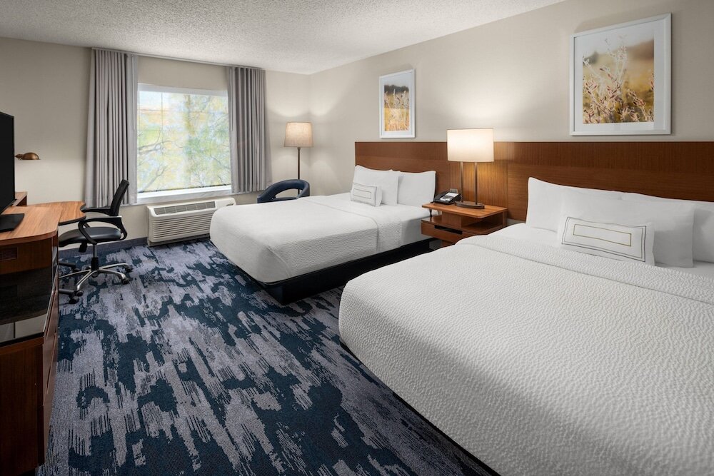 Standard Vierer Zimmer Fairfield Inn & Suites by Marriott Lake Oswego