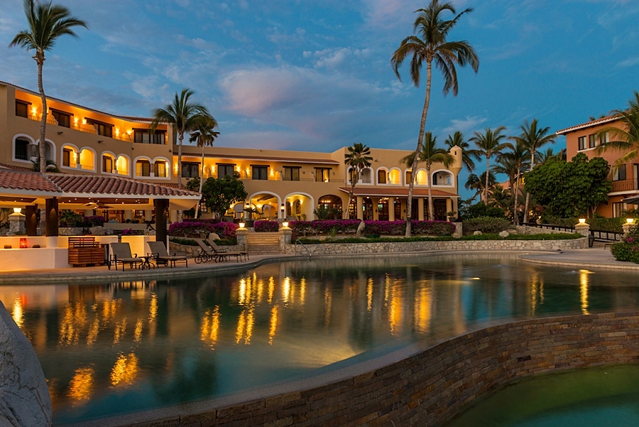 Casa del Mar Condos 圣何塞德尔卡沃