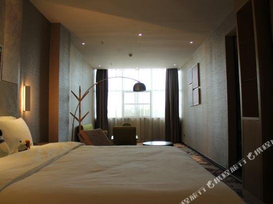 Кровать в общем номере (мужской номер) Lavande Hotel Yinchuan Railway Station Wanda