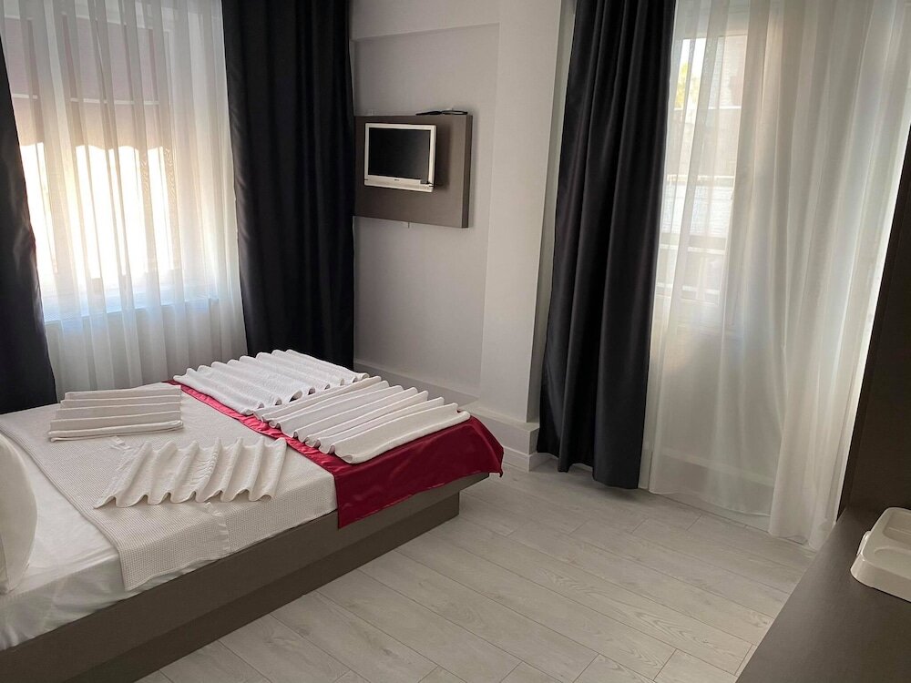 Standard Doppel Zimmer mit Balkon Konyaaltı HOTEL