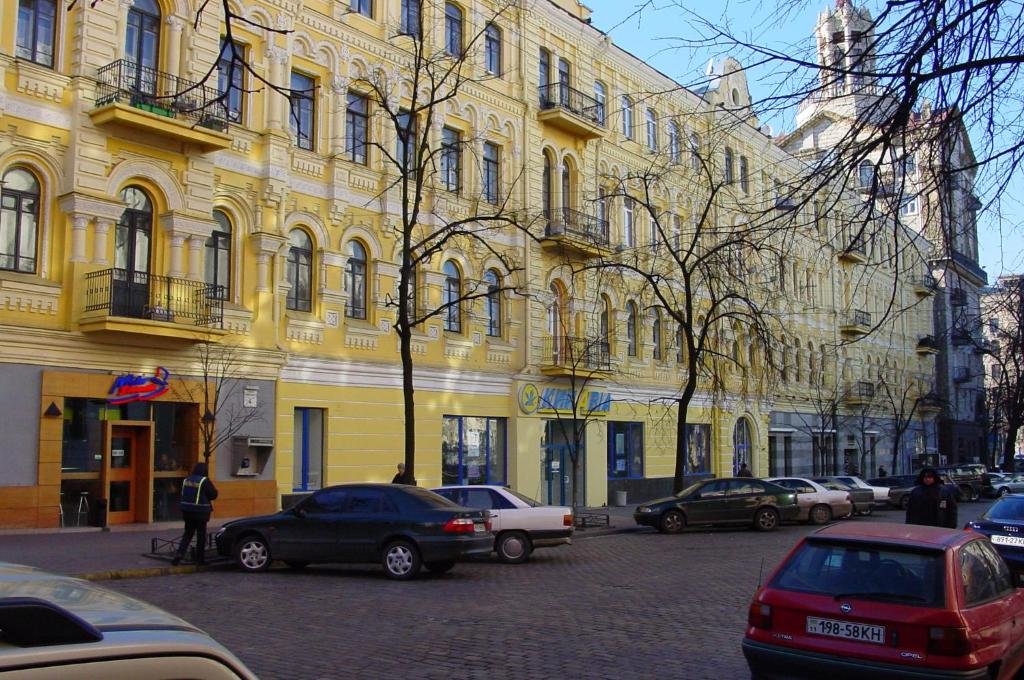 Apartment Apartment on Horodetskoho 4