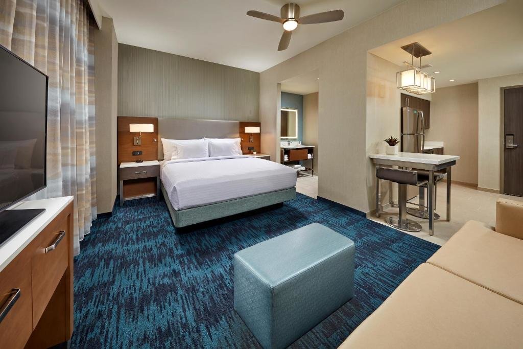 Двухместный люкс c 1 комнатой Homewood Suites by Hilton San Diego Hotel Circle/SeaWorld Area