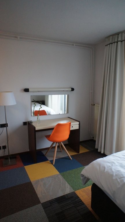 Standard Single room with balcony Hotel Groenendijk