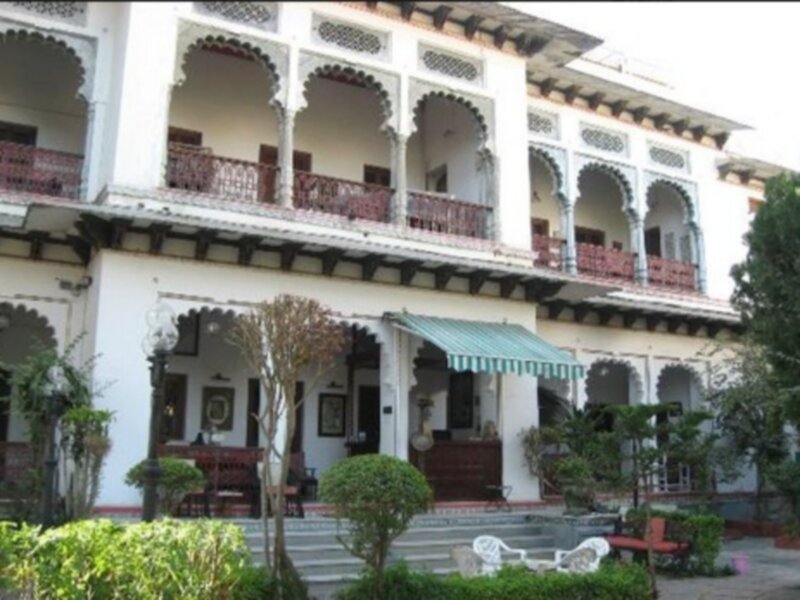 Superior Zimmer Rang Niwas Palace