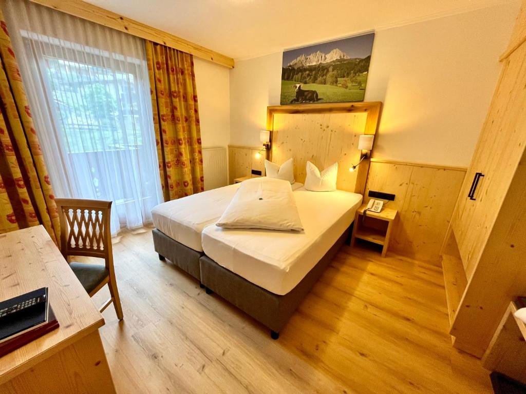 Standard Double room Hotel Alpenpanorama
