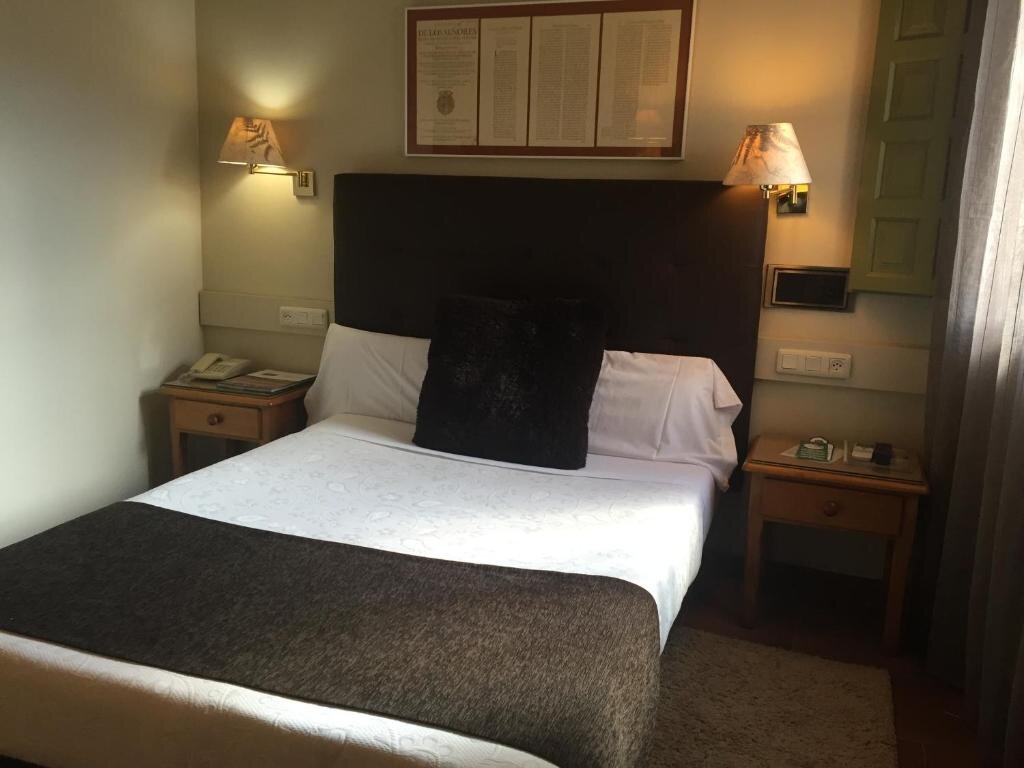 Standard simple chambre Hotel Leonor de Aquitania