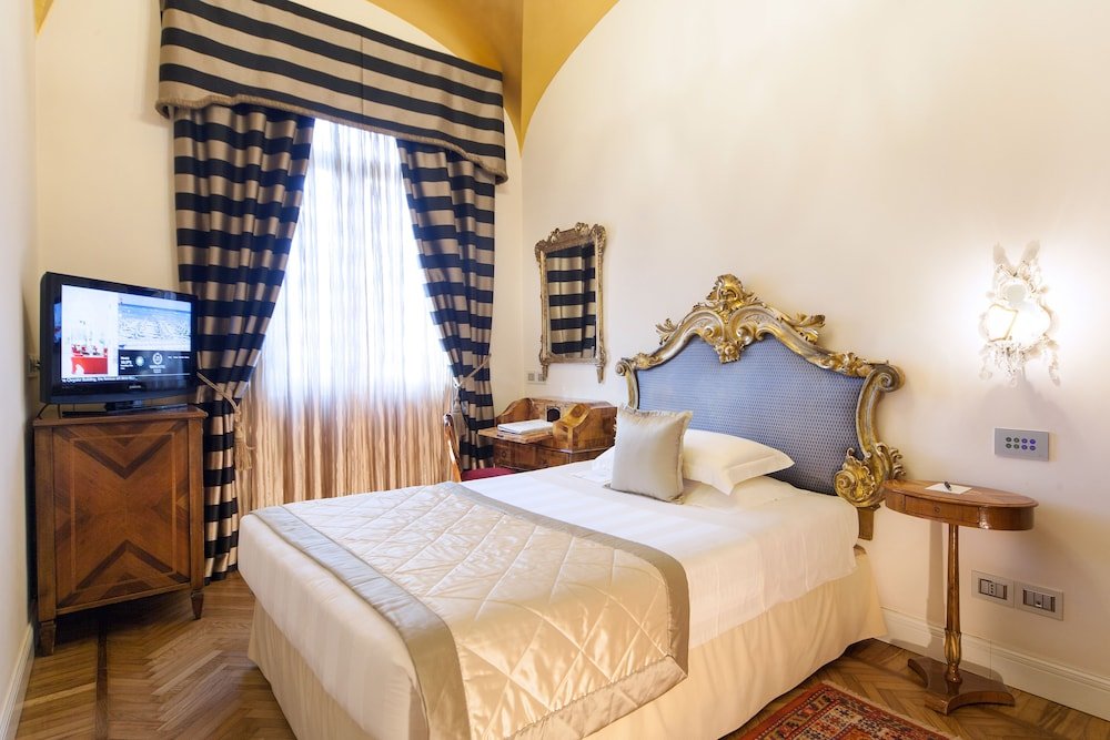 Одноместный номер Executive Grand Hotel Rimini