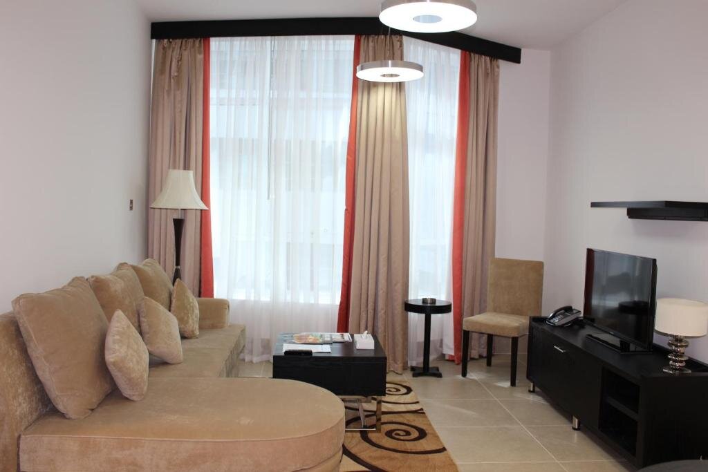 Апартаменты Standard Al Diar Sawa Hotel Apartments