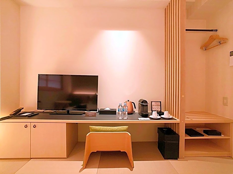 Standard Doppel Zimmer mit Balkon River Side Tofukuji West