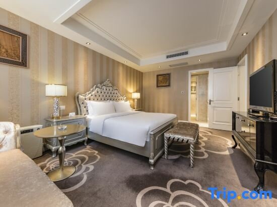 Executive Suite Landscape Holiday Hotel