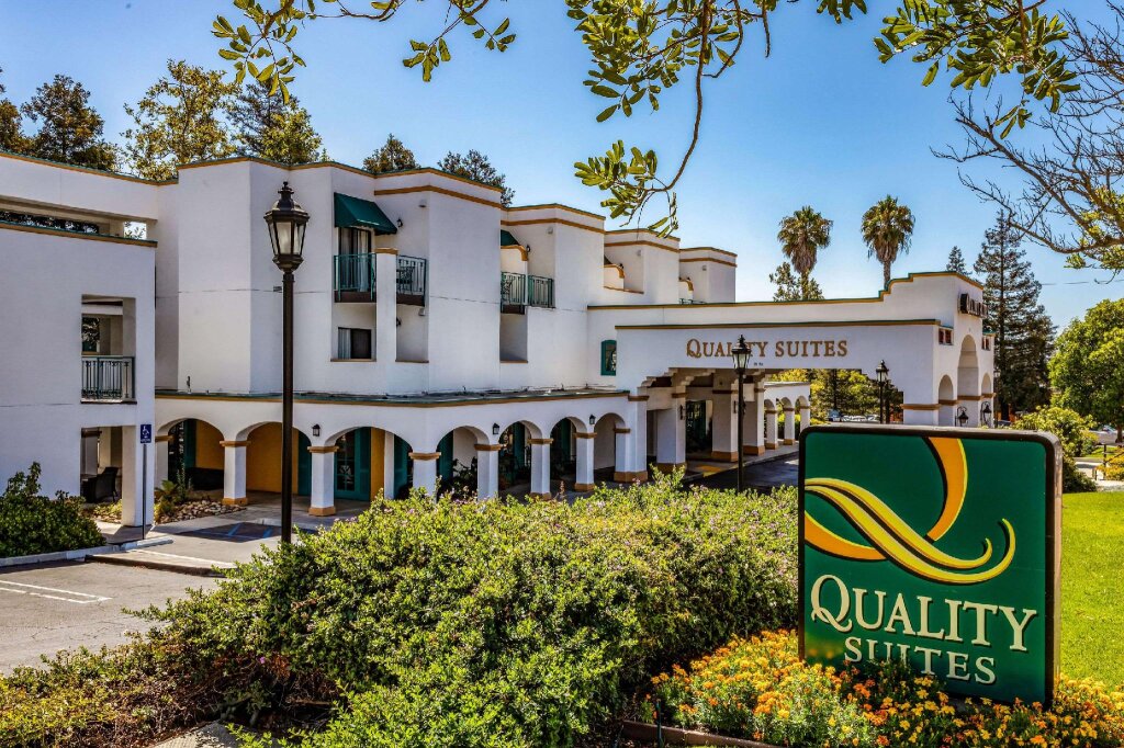 Double suite Quality Suites Downtown San Luis Obispo