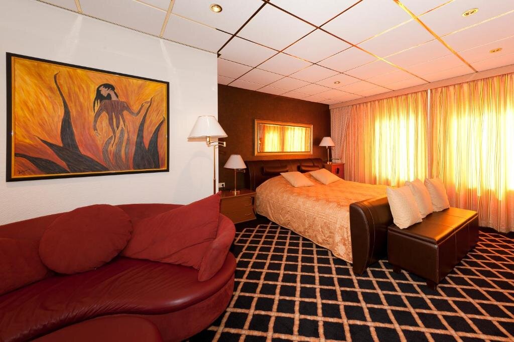 Superior Double room City Hotel Bergen op Zoom