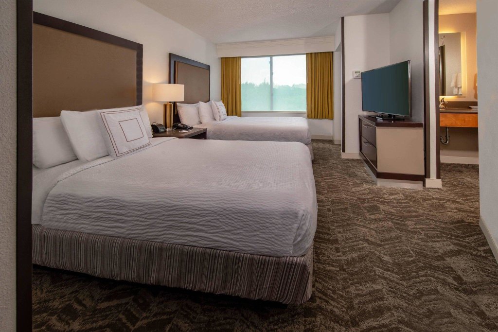 Double Suite SpringHill by Marriott Centreville/Chantilly