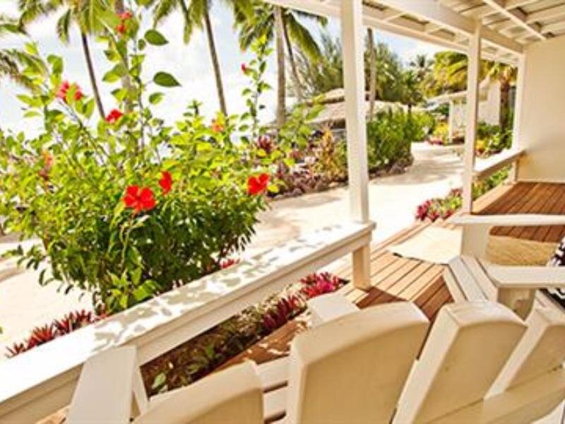 Люкс с красивым видом из окна Manuia Beach Resort