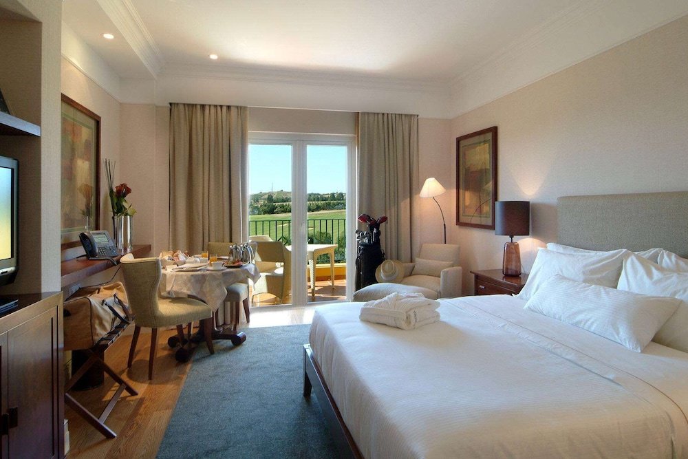 Superior Deluxe Double room with balcony Dolce by Wyndham CampoReal Lisboa