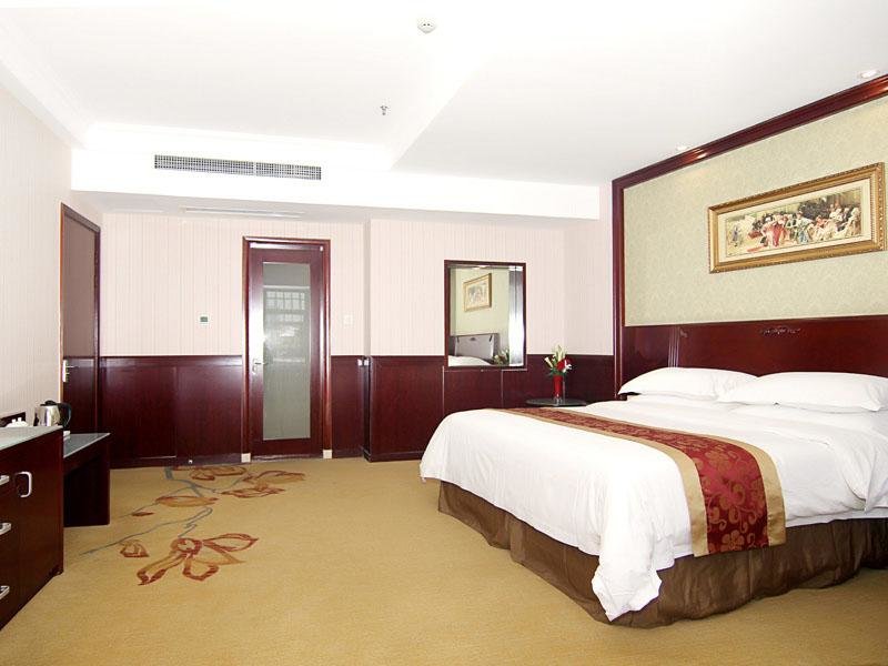Suite Business Vienna Hotel Zhejiang Haining Yancang Branch